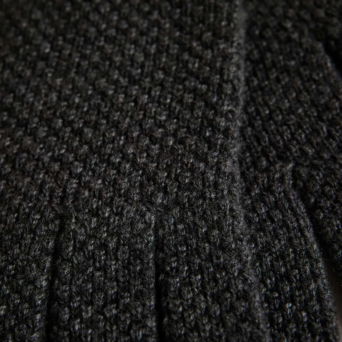 Black Moss Stitch Pure Cashmere Gloves