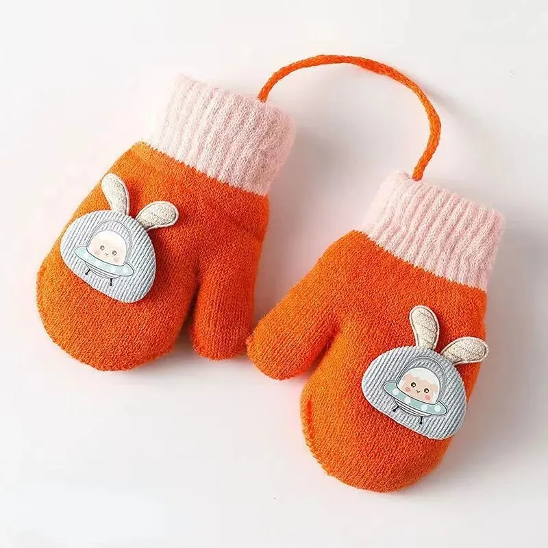 Cartoon Design Knitted Warm Gloves for Baby/Kids
