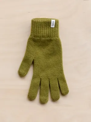 Cashmere and merino gloves in olive