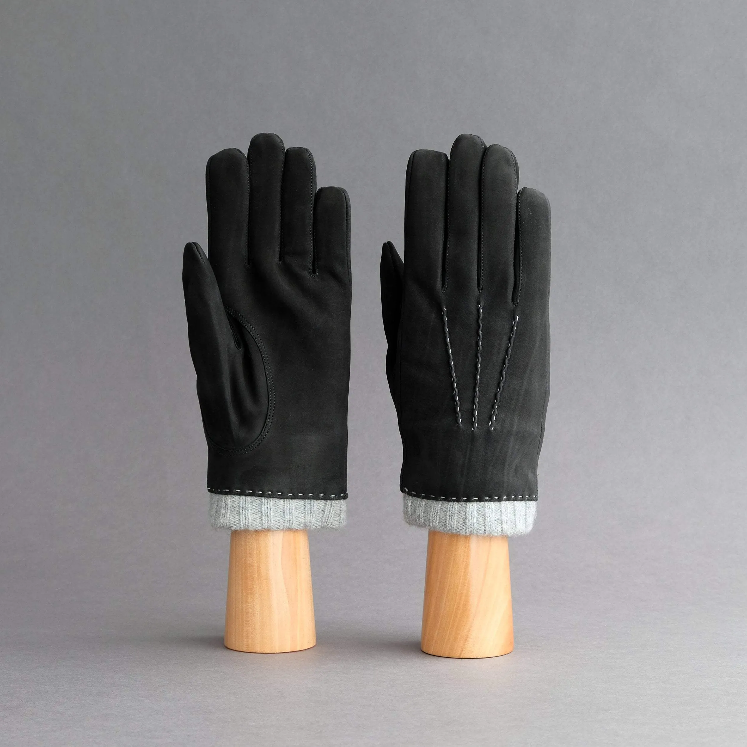 Gentlemen's Gloves from Black Goatskin Nubuck with Cashmere Lining